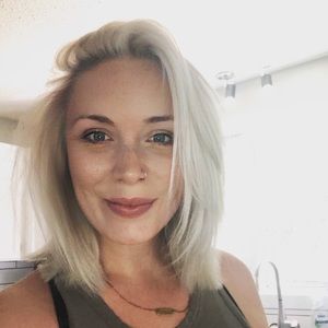 Meet your Posher, Jacqueline